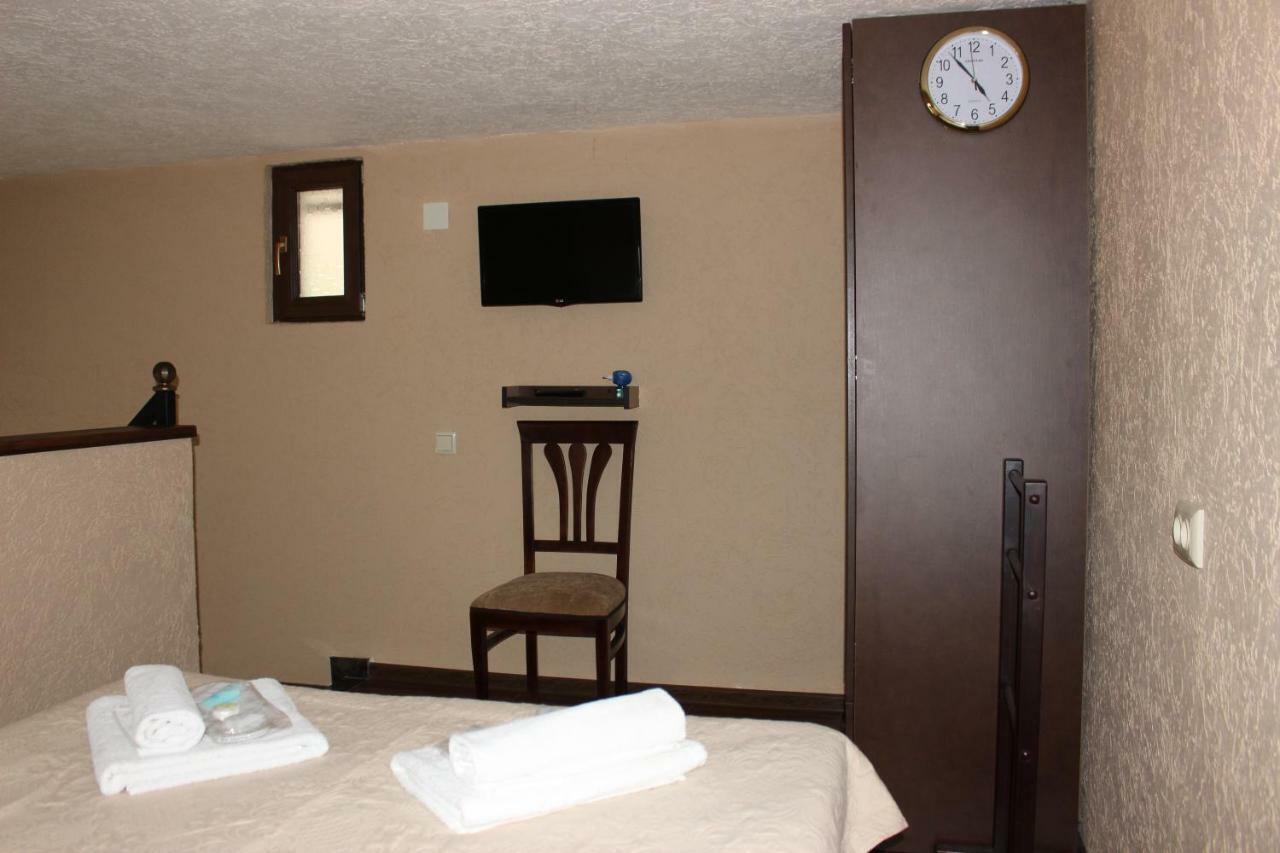 Apartment Anzi Batumi Exterior photo